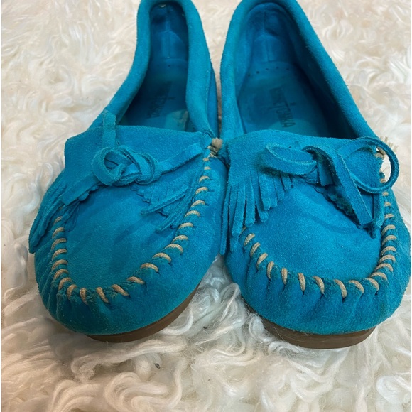 Minnetonka turquoise moccasins size 8 - Picture 7 of 7